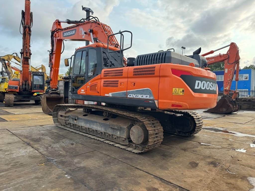 Doosan DX 300 LC-5 - Crawler excavator: picture 3 Doosan DX 300 LC-5 - Crawler excavator: picture 3
