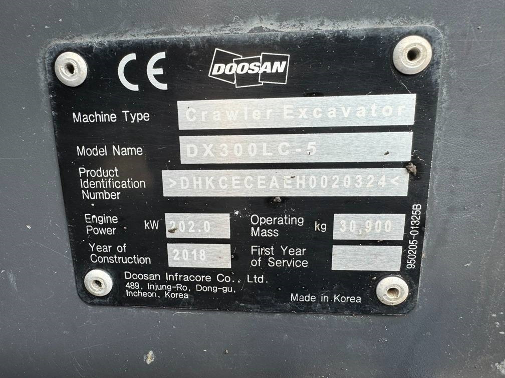 Crawler excavator Doosan DX 300 LC-5: picture 20
