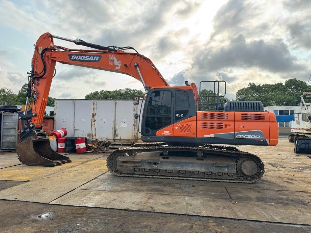 Doosan DX 300 LC-5 - Crawler excavator: picture 1 Doosan DX 300 LC-5 - Crawler excavator: picture 1