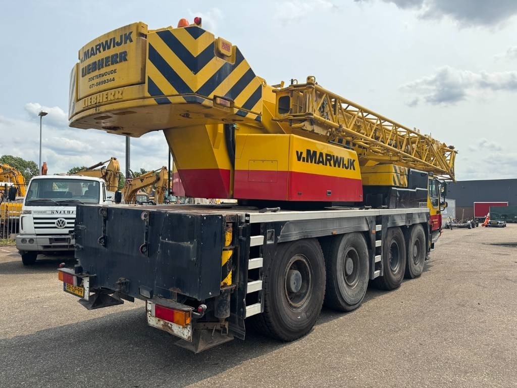 Liebherr LTM 1070-4.1 - All terrain crane: picture 4 Liebherr LTM 1070-4.1 - All terrain crane: picture 4