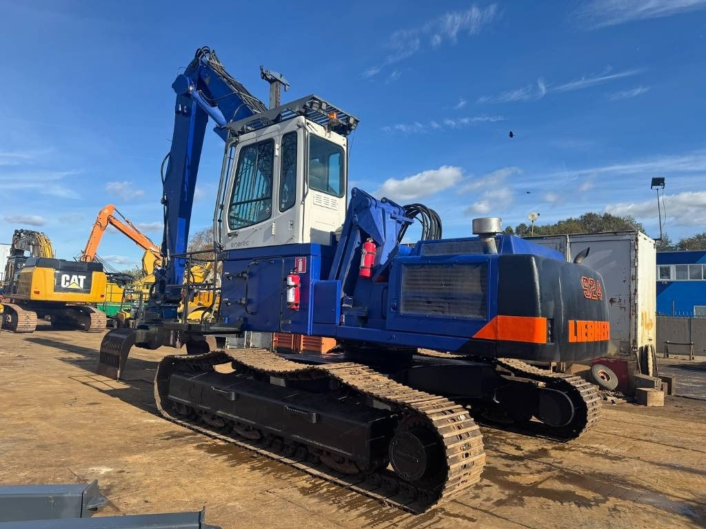 Liebherr R 924 B EW INCL grap - Waste/ Industry handler: picture 5 Liebherr R 924 B EW INCL grap - Waste/ Industry handler: picture 5