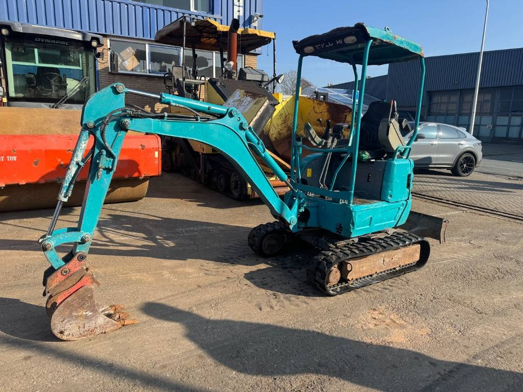 Takeuchi TB 215 R - Mini excavator: picture 2 Takeuchi TB 215 R - Mini excavator: picture 2
