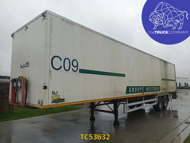 Chereau - Closed box semi-trailer: picture 1 Chereau - Closed box semi-trailer: picture 1