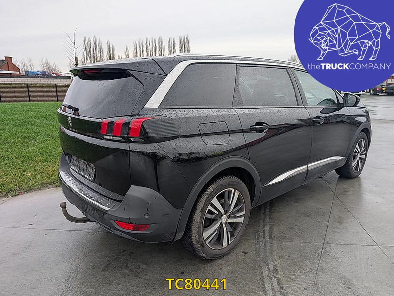 Commercial vehicle Peugeot 5008 1.5 Blue HDI: picture 6