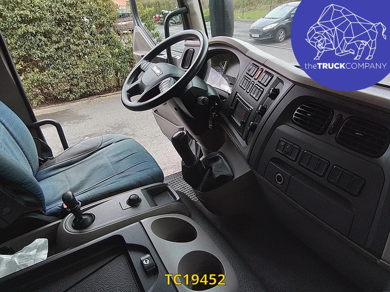 Box truck DAF LF 210: picture 16
