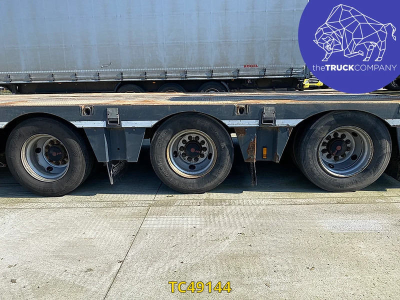 Low loader semi-trailer Nooteboom: picture 6