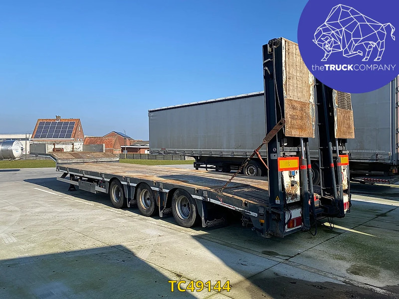 Low loader semi-trailer Nooteboom: picture 15