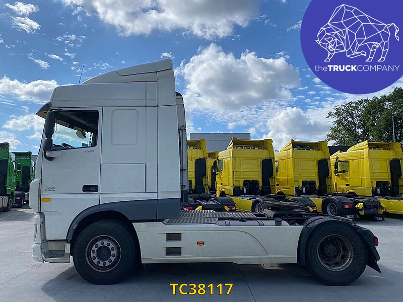 DAF XF 440 - Tractor unit: picture 2 DAF XF 440 - Tractor unit: picture 2
