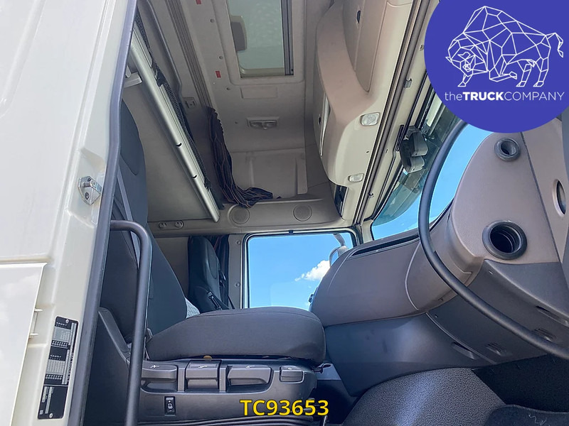 DAF XF 480 - Tractor unit: picture 5 DAF XF 480 - Tractor unit: picture 5