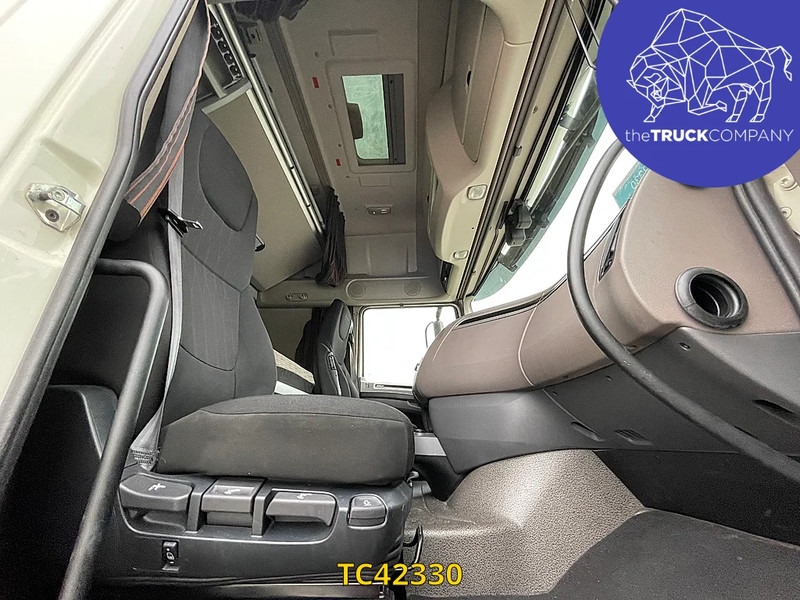 DAF XF 480 - Tractor unit: picture 2 DAF XF 480 - Tractor unit: picture 2