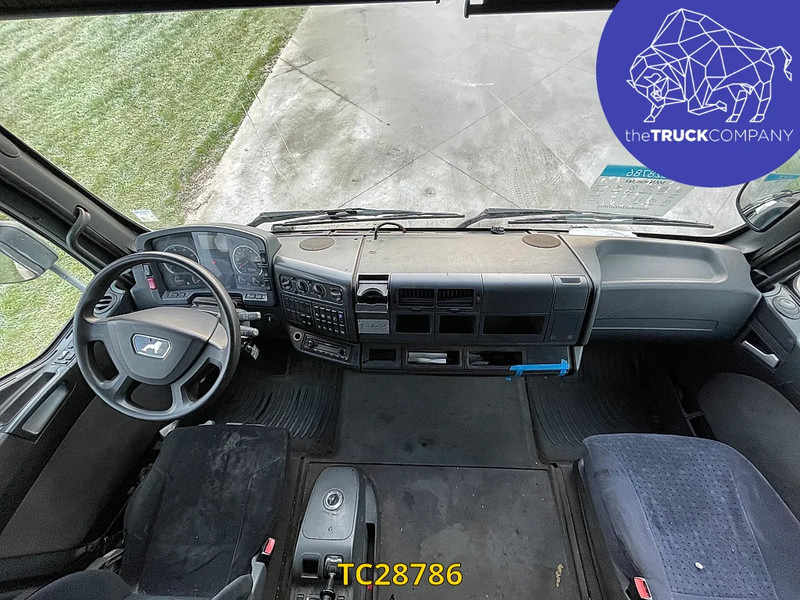 Tractor unit MAN TGA 430: picture 8