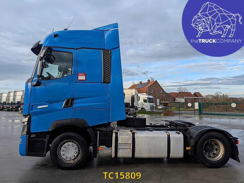Renault T 520 - Tractor unit: picture 2 Renault T 520 - Tractor unit: picture 2
