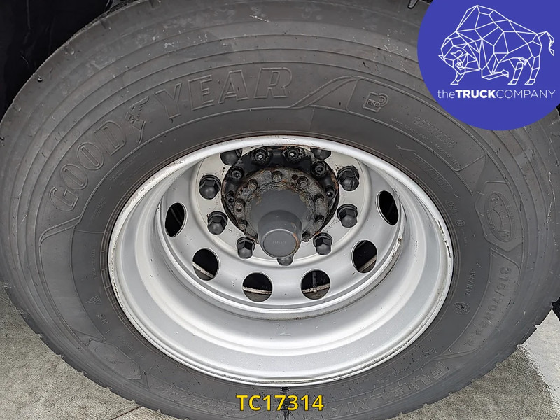 Tractor unit Scania R 410: picture 17