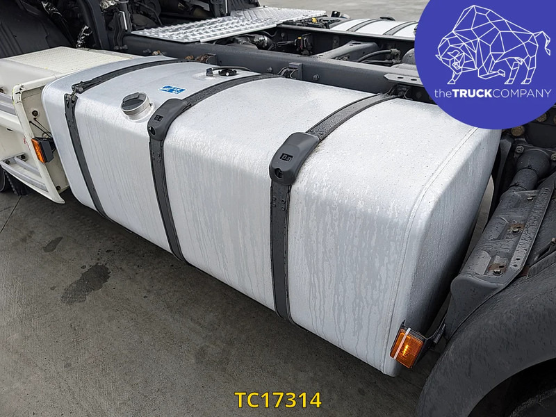 Tractor unit Scania R 410: picture 16