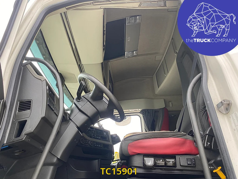 Volvo FH 460 - Tractor unit: picture 5 Volvo FH 460 - Tractor unit: picture 5