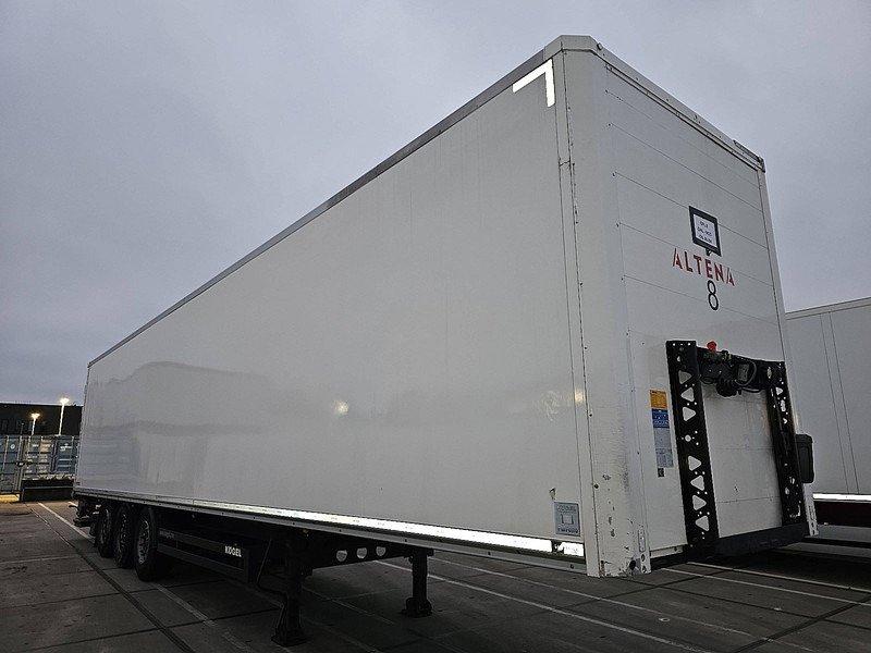 Kögel SKH24 LIFTAXLE 2T TAILLIFT - Closed box semi-trailer: picture 3 Kögel SKH24 LIFTAXLE 2T TAILLIFT - Closed box semi-trailer: picture 3