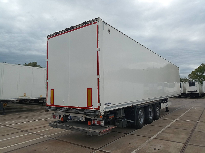 Krone SD DRYLINER 2T TAILLIFT LBW KLEP - Closed box semi-trailer: picture 2 Krone SD DRYLINER 2T TAILLIFT LBW KLEP - Closed box semi-trailer: picture 2