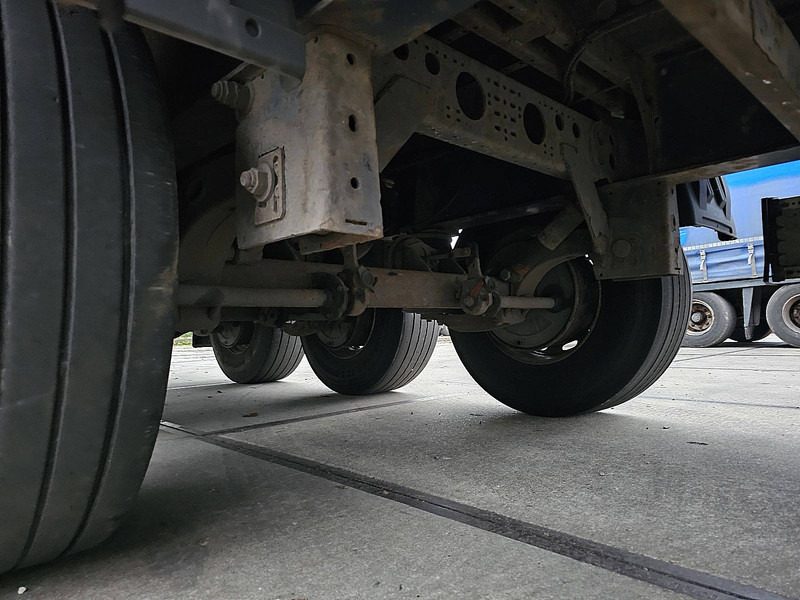 Curtainsider semi-trailer Krone SD: picture 8