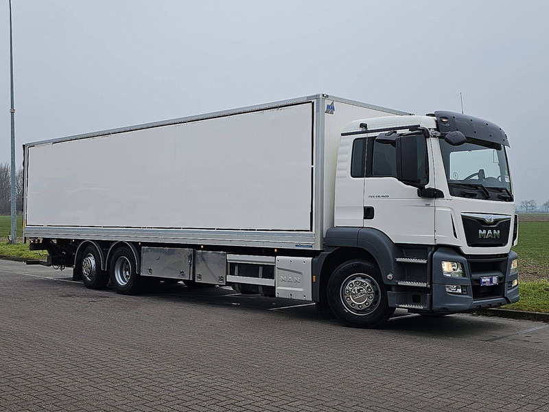 MAN 26.420 TGS 6X2-4 BL 2.5T LIFT - Box truck: picture 5 MAN 26.420 TGS 6X2-4 BL 2.5T LIFT - Box truck: picture 5
