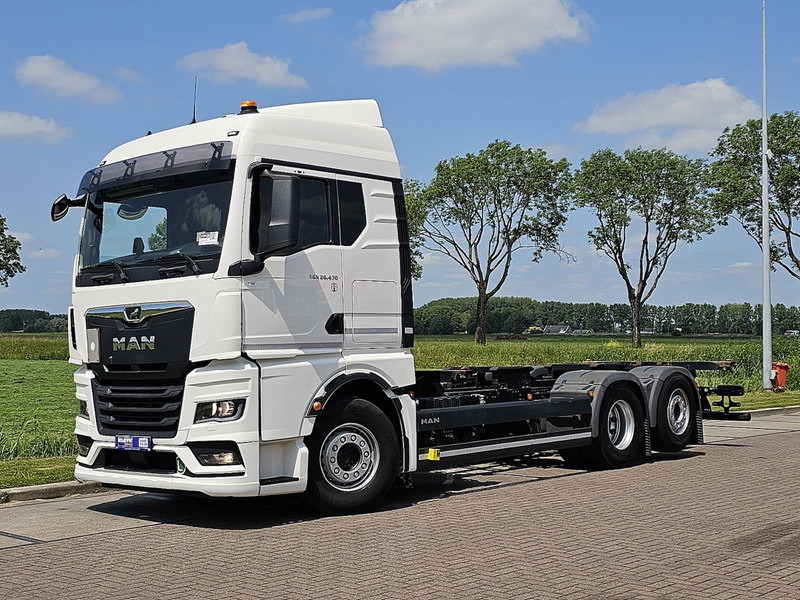 MAN 26.470 TGX TG3 6X2-4 STEERAXLE - Container transporter/ Swap body truck: picture 2 MAN 26.470 TGX TG3 6X2-4 STEERAXLE - Container transporter/ Swap body truck: picture 2