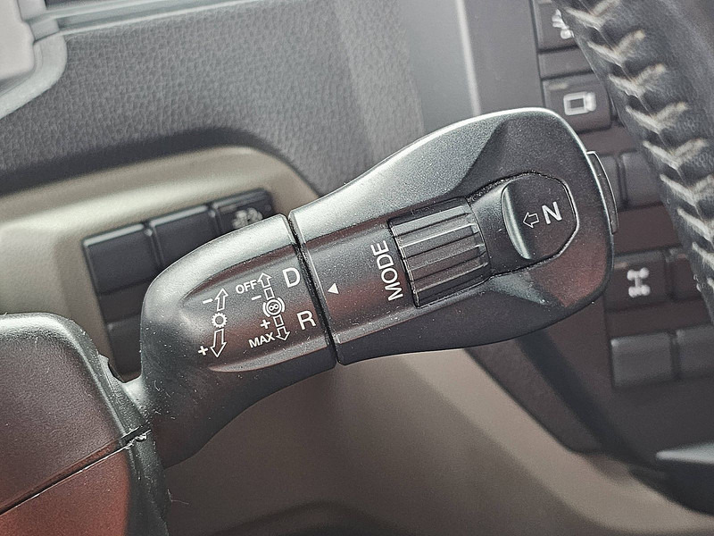 Container transporter/ Swap body truck MAN 26.510 TGX: picture 13