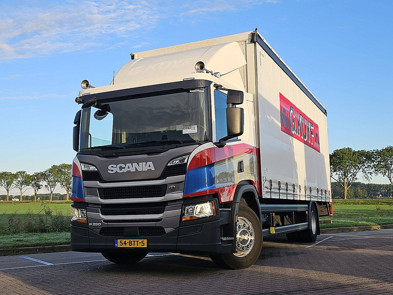 Scania P250 3T LIFT EDSCHA - Curtain side truck: picture 1 Scania P250 3T LIFT EDSCHA - Curtain side truck: picture 1