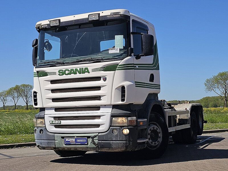 Scania R420 - Hook lift truck: picture 1 Scania R420 - Hook lift truck: picture 1
