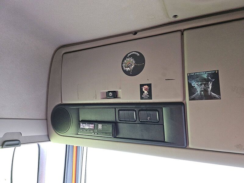 Tractor unit DAF XF 450 SPACECAB: picture 11