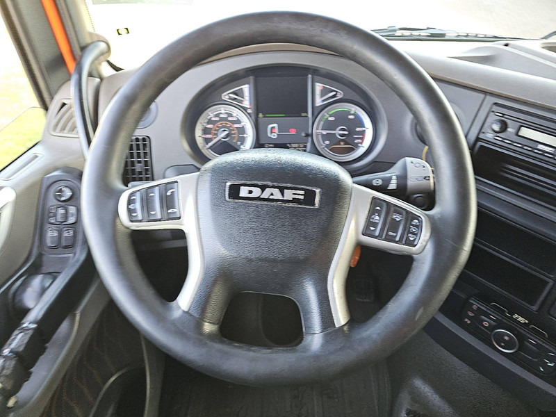 Tractor unit DAF XF 450 SPACECAB SPOILERS: picture 10