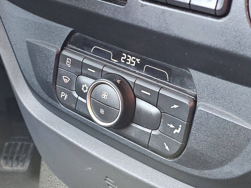 Tractor unit DAF XF 450 SPACECAB SPOILERS: picture 9