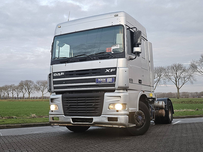 DAF XF 95.430 SPACECAB EURO 2 - Tractor unit: picture 1 DAF XF 95.430 SPACECAB EURO 2 - Tractor unit: picture 1