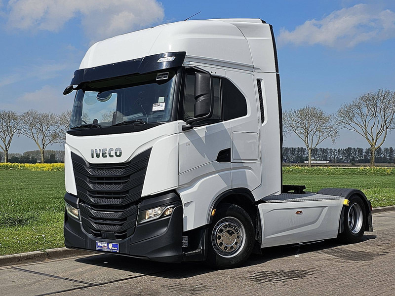 Iveco S-WAY AS440S48 - Tractor unit: picture 2 Iveco S-WAY AS440S48 - Tractor unit: picture 2
