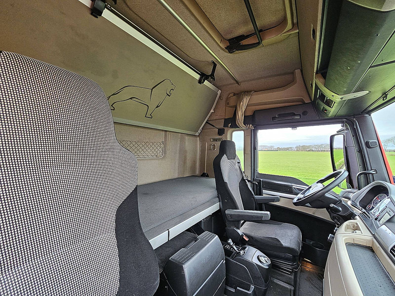 Tractor unit MAN 18.500 TGX XLX SKIRTS RETARDER: picture 15 Tractor unit MAN 18.500 TGX XLX SKIRTS RETARDER: picture 15