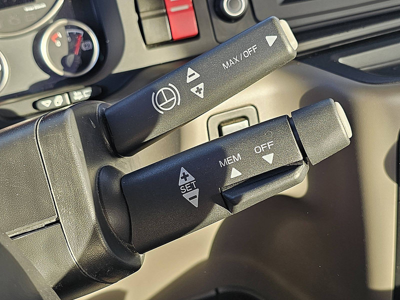 Tractor unit MAN 26.430 TGS 6X4 MANUAL PTO+HYDR.: picture 12