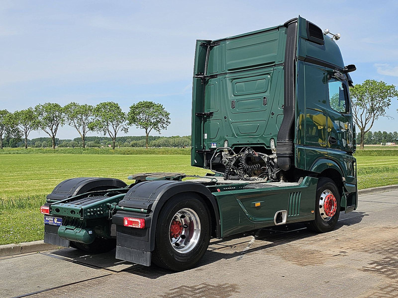 Mercedes-Benz ACTROS 1863 GIGA SOLOSTAR ADR - Tractor unit: picture 3 Mercedes-Benz ACTROS 1863 GIGA SOLOSTAR ADR - Tractor unit: picture 3