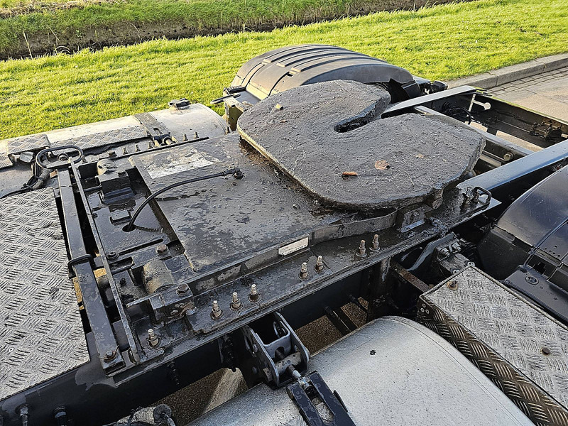 Tractor unit Renault T 480 HIGH MEGA HUBSATTEL: picture 16