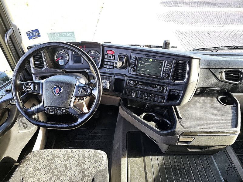 Tractor unit Scania R450: picture 8