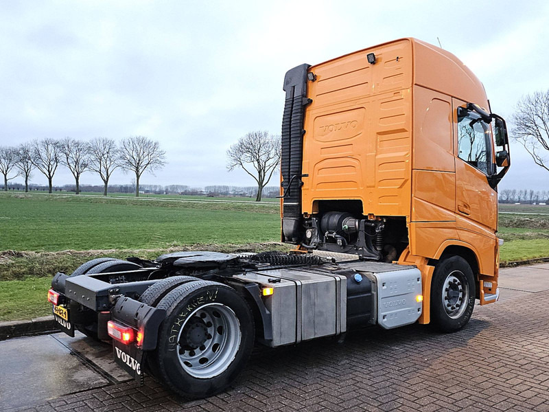 Volvo FH 420 VOITH RET. LEATHER - Tractor unit: picture 3 Volvo FH 420 VOITH RET. LEATHER - Tractor unit: picture 3
