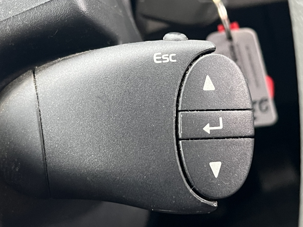 Volvo FL 260 7,2m LBW Klima Tempomat AHK Orig. 125'km - Curtain side truck: picture 4 Volvo FL 260 7,2m LBW Klima Tempomat AHK Orig. 125'km - Curtain side truck: picture 4