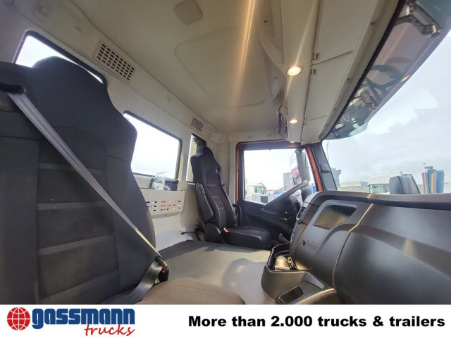 Iveco X-Way AD300X42Z 6x4, Motorabtrieb - Hook lift truck: picture 2 Iveco X-Way AD300X42Z 6x4, Motorabtrieb - Hook lift truck: picture 2