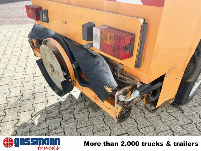 KIEFER HY 1251 / 4x4 Bokimobil, Winterdienst - Road sweeper: picture 3 KIEFER HY 1251 / 4x4 Bokimobil, Winterdienst - Road sweeper: picture 3