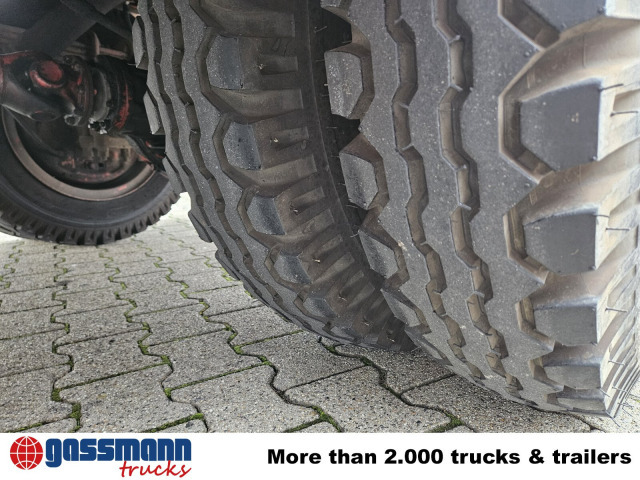 LF 16, F Magirus 170 D 11FA, 4x4 - Ambulance: picture 2 LF 16, F Magirus 170 D 11FA, 4x4 - Ambulance: picture 2