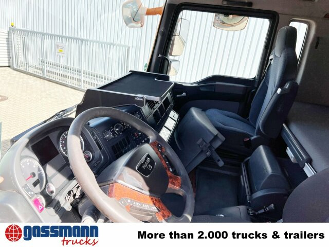 MAN TGA 26.440 6X2-2 LL, Intarder, Liftachse, LBW - Container transporter/ Swap body truck: picture 3 MAN TGA 26.440 6X2-2 LL, Intarder, Liftachse, LBW - Container transporter/ Swap body truck: picture 3