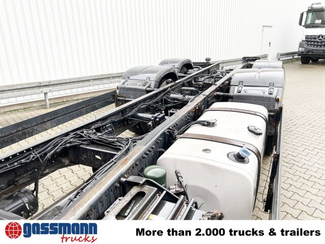 MAN TGX 26.440 6x2-2 LL, Lenk-Liftachse - Cab chassis truck: picture 3 MAN TGX 26.440 6x2-2 LL, Lenk-Liftachse - Cab chassis truck: picture 3