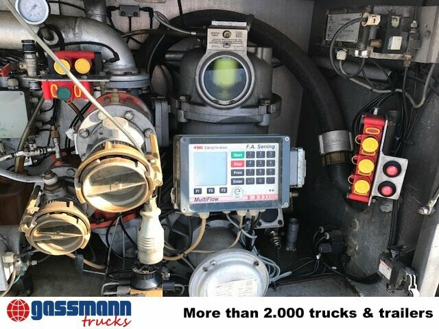 Mercedes-Benz Actros 1841 L 4x2, Esterer Tankaufbau ca. - Tanker truck: picture 2 Mercedes-Benz Actros 1841 L 4x2, Esterer Tankaufbau ca. - Tanker truck: picture 2