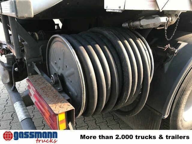 Mercedes-Benz Actros 1841 L 4x2, Esterer Tankaufbau ca. - Tanker truck: picture 4 Mercedes-Benz Actros 1841 L 4x2, Esterer Tankaufbau ca. - Tanker truck: picture 4