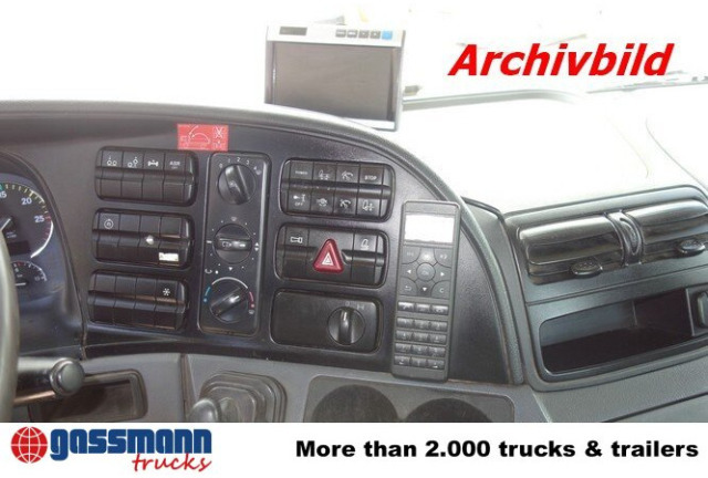 Mercedes-Benz Actros 2551L/6x2, Lenk-Liftachse V 8 Motor - Cab chassis truck: picture 4 Mercedes-Benz Actros 2551L/6x2, Lenk-Liftachse V 8 Motor - Cab chassis truck: picture 4