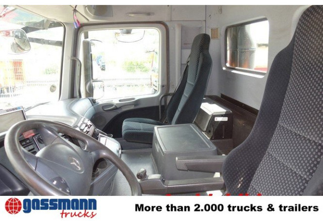 Mercedes-Benz Actros 2551L/6x2, Lenk-Liftachse V 8 Motor - Cab chassis truck: picture 3 Mercedes-Benz Actros 2551L/6x2, Lenk-Liftachse V 8 Motor - Cab chassis truck: picture 3