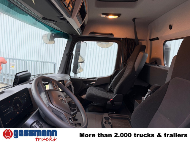 Mercedes-Benz Arocs 2542/45 L 6x2/4, Vorlauflenk-/liftachse, - Cab chassis truck: picture 2 Mercedes-Benz Arocs 2542/45 L 6x2/4, Vorlauflenk-/liftachse, - Cab chassis truck: picture 2