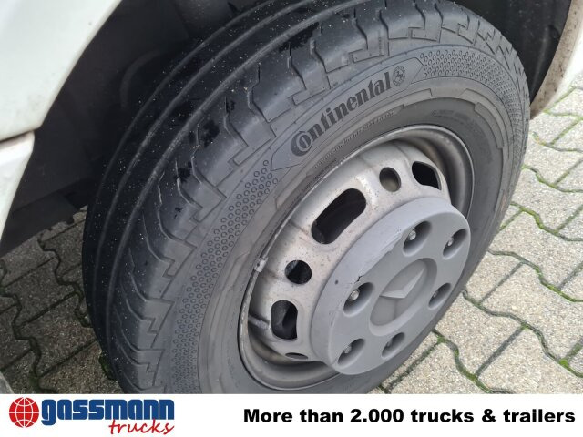 Mercedes-Benz Sprinter 516 CDI 4x2, Rettungswagen - Panel van: picture 3 Mercedes-Benz Sprinter 516 CDI 4x2, Rettungswagen - Panel van: picture 3